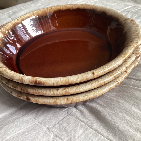 SET OF THREE VINTAGE HULL OVENPROOF DRIP GLAZED POTTERY GRATIN/POT PIE DISHES - Picture 9 of 9